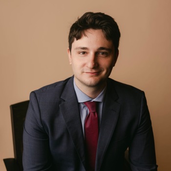 Dr. Elton Angoni